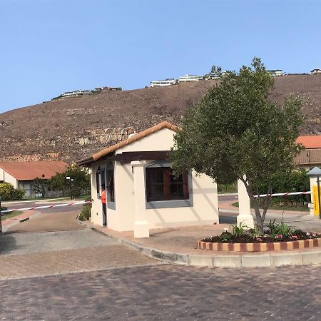 Appartamento Whale Rock Gardens Plettenberg Bay Esterno foto