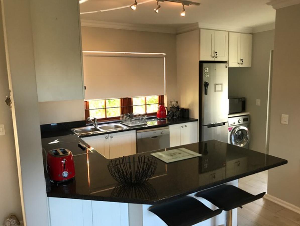 Appartamento Whale Rock Gardens Plettenberg Bay Esterno foto